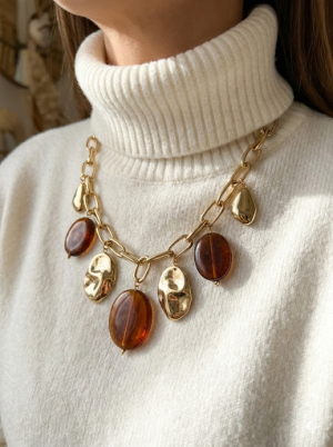 collier doree pierres marrons ambrees